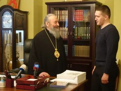 Будущий украинский священник поедет в США на спортфестиваль по приглашению А.Шварцнеггера