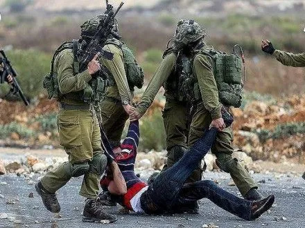 Израильские силовики задержали 20 палестинцев
