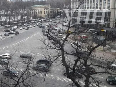 Движение по улице Крещатик восстановили