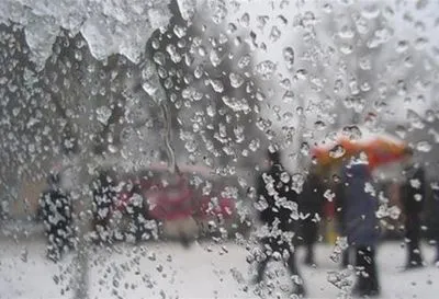 Сьогодні в Києві очікується мокрий сніг з дощем