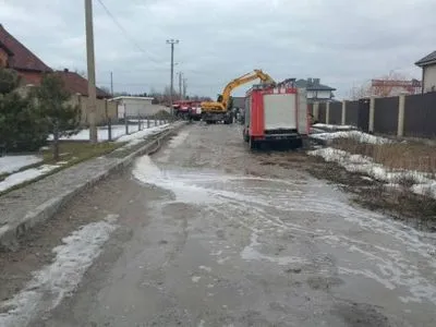 Талая вода в Запорожье подтопила жилые дома, парки и детские площадки