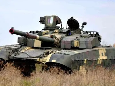 В.Гройсману продемонстрували танк "Оплот"