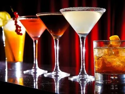Заборона нічної торгівлі алкоголем зіграла на руку ресторанам - АМКУ