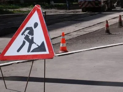 В Киеве планируют отказаться от ямочного ремонта дорог