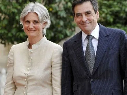 Прокуратура Франции начала расследование в отношении жены Ф.Фийона