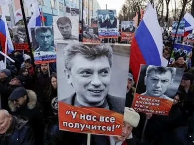 Около 5 тыс. человек приняли участие в "Марше памяти Б.Немцова"