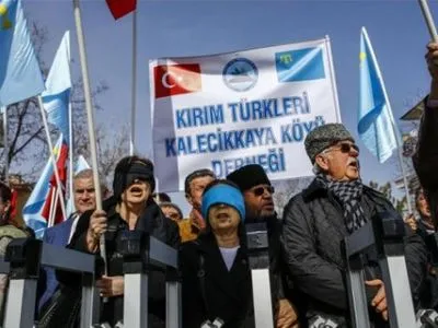 В Анкарі під стінами російського посольства пройшов протест проти окупації Криму