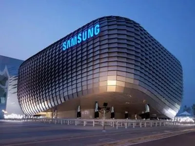 Топ-менеджери Samsung пішли у відставку через обвинувачення у корупції