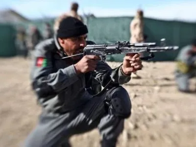 Поліцейський в Афганістані розстріляв 11 своїх колег і втік