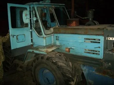 Бойовики обстріляли автопарк агрохолдингу на Донбасі