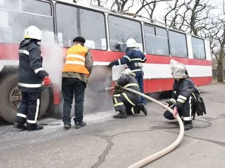 Тролейбус загорівся в Миколаєві
