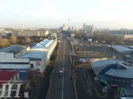 Шулявський міст у Києві після нічного обвалу - аерозйомка