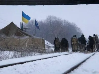 Блокада на Донбасі підриває авторитет України на Заході - політолог