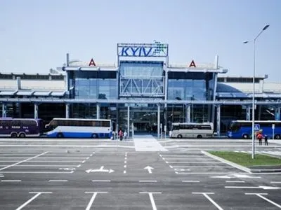 Пограничники аэропорта "Киев" запретили въезд в Украину шестерым россиянам