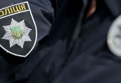 Сотня копателей янтаря в Ровенской области заблокировали полицию, начали расследование