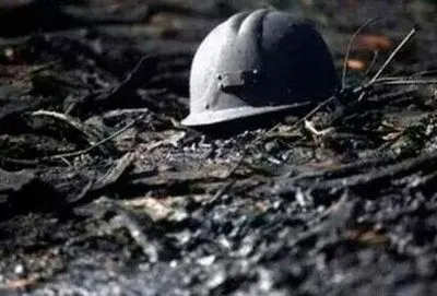 Президент объявил всеукраинский траур из-за трагедии на шахте "Степная" (дополнено)