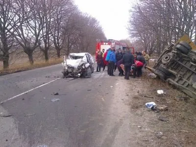 Два человека погибли в ДТП в Киевской области