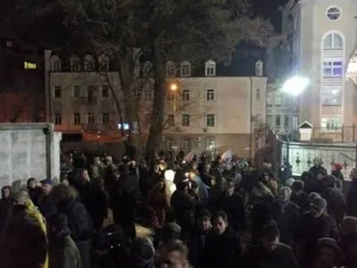 Активісти закликали продовжити блокаду суду із Р.Насіровим
