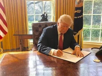 Д.Трамп підписав новий міграційний указ