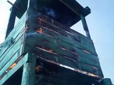 Неизвестные подожгли наблюдательную башню на границе с Приднестровьем