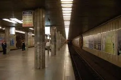 Завтра пасажири київського метро зможуть отримати безкоштовну поїздку, прочитавши вірші Кобзаря