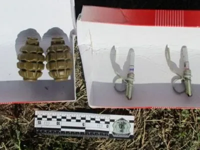 Поліція затримала на Сумщині військового із гранатами у кишенях