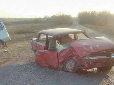 Две машины столкнулись в Днепропетровской области, трое детей пострадали
