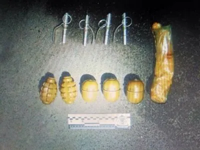 Столичная полиция обнаружила арсенал боеприпасов у военнослужащего