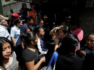 Кількість жертв пожежі в дитячому притулку в Гватемалі зросла до 40