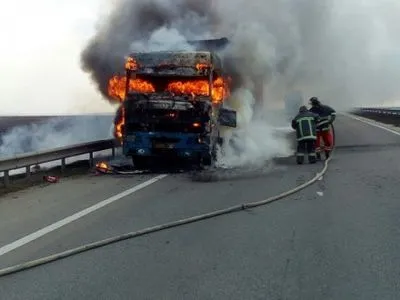 Грузовик горел на трассе Одесса-Киев