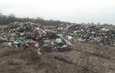 Полиция открыла более 10 уголовных производств по фактам незаконного выгрузки Львовского мусора