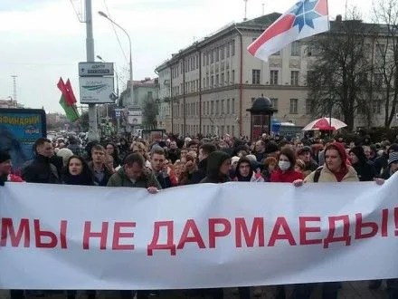 Білоруські суди взяли під арешт кількох учасників протестів