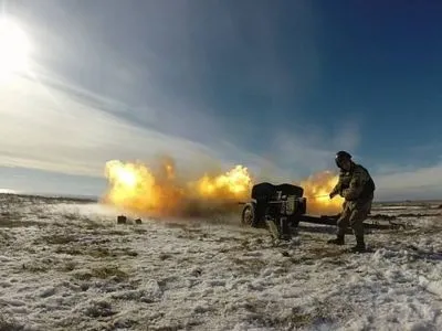 Боевики применили тяжелое вооружение по всем направлениям на Донбассе - штаб