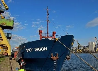 Контрабанду на 18 млн грн конфисковали у судна, которое заходило в крымские порты
