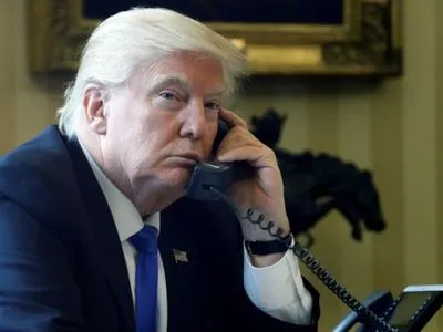 Президент США назвал NYT источником информации о прослушивании его разговоров