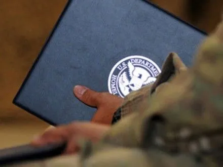 В агента спецслужбы США похитили ноутбук с секретными данными