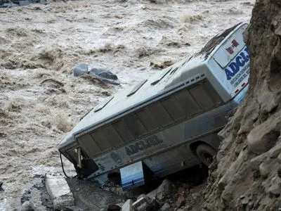 Из-за наводнения в Перу погибли 62 человека