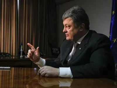 П.Порошенко пообещал противодействовать всем, кто в угоду РФ будет насаждать беспорядок и анархию