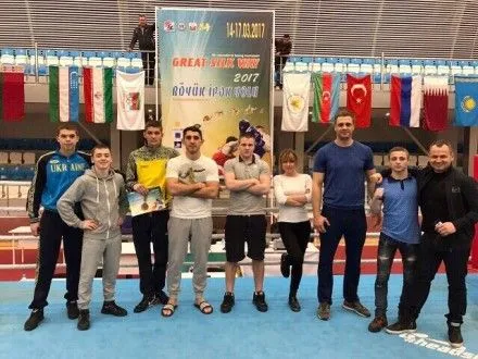 Пять украинцев завоевали медали боксерского турнира в Азербайджане