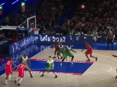 Украинский баскетболист С.Гладырь поразил Францию ​​своими дальними бросками