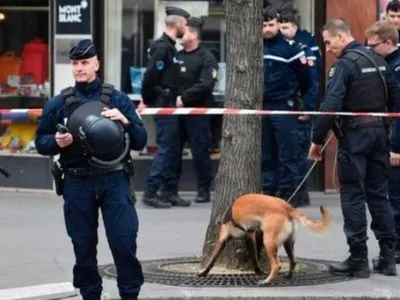 Фінансову прокурату в Парижі евакуювали через повідомлення про бомбу