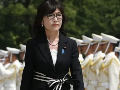 Міністр оборони Японії висловила протест через розміщення військ на Курилах