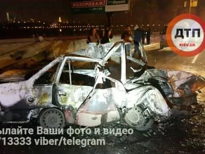 Детали взрывного ДТП в Киеве: пострадал водитель