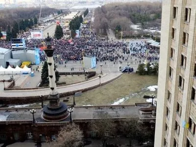 Аспирант рассказал, почему вывесил из окна московского университета украинский флаг