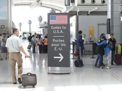 США меняют правила перевозки электроники в ручной клади на ряд рейсов