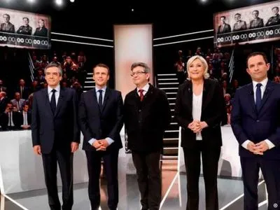 У Франції пройшли перші теледебати кандидатів у президенти