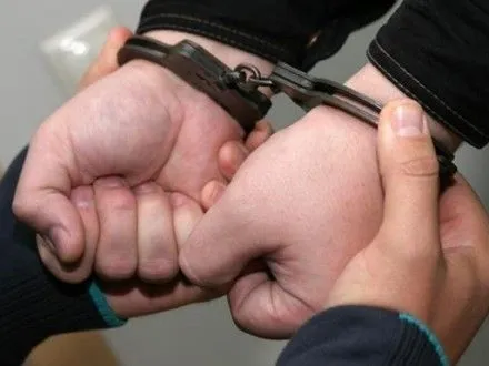 В центре Запорожья задержали двух подполковников полиции за сбыт наркотиков