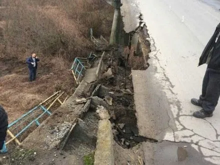 У поліції повідомили подробиці обвалу мосту через Дністер на Львівщині