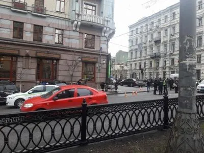 После расстрела Д.Вороненкова в Киеве изъяли пистолет ТТ - А.Крищенко