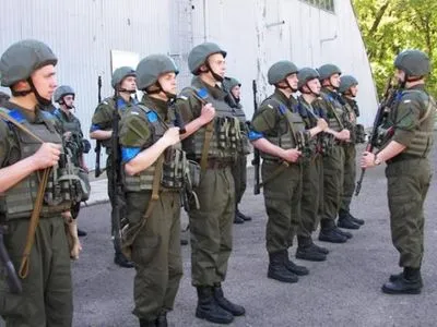 В районе ЧС в Харьковской области работают около 300 полицейских и 350 нацгвардейцев - МВД